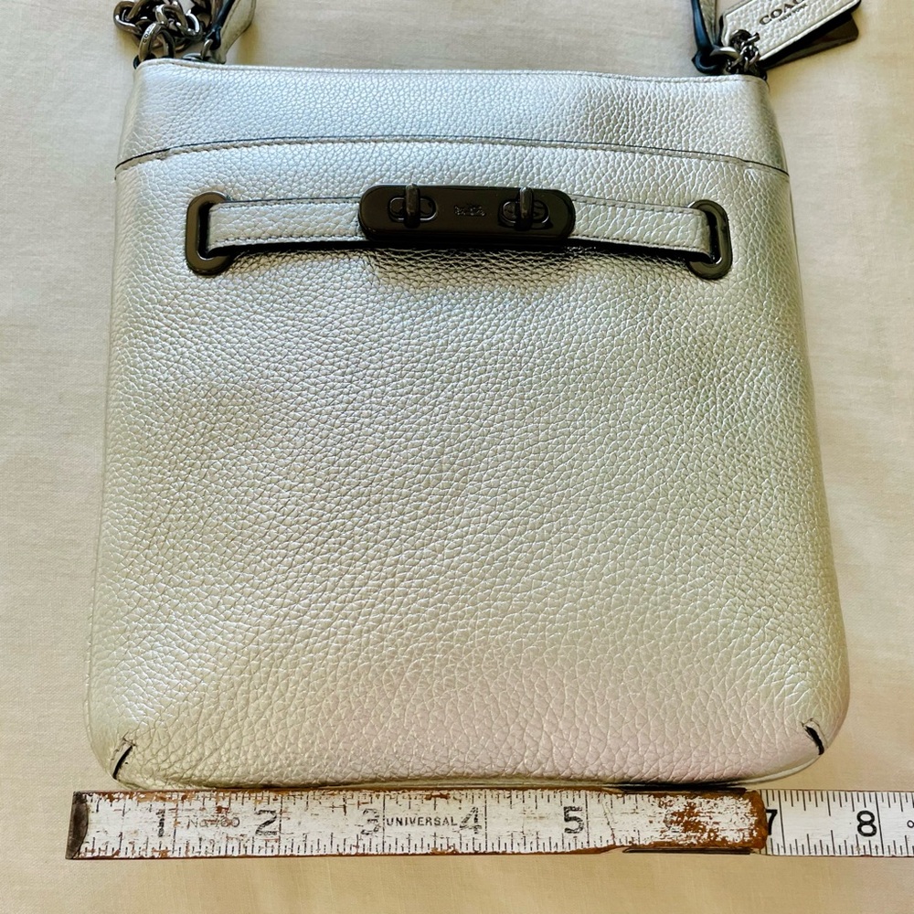 NWOT- Coach Swagger Crossbody Bag Pebbled Leather Dark Silver Gunmetal - Picture 9 of 10